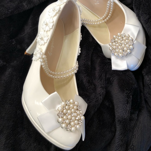 Shoes - Formal Wedding Prom Heels Sz40 - fit like8.5-9 US